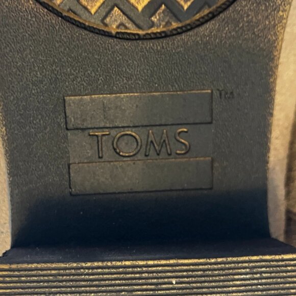 TOMS Taupe Suede Ankle Boots – Size 9M (Women) - Picture 3 of 6